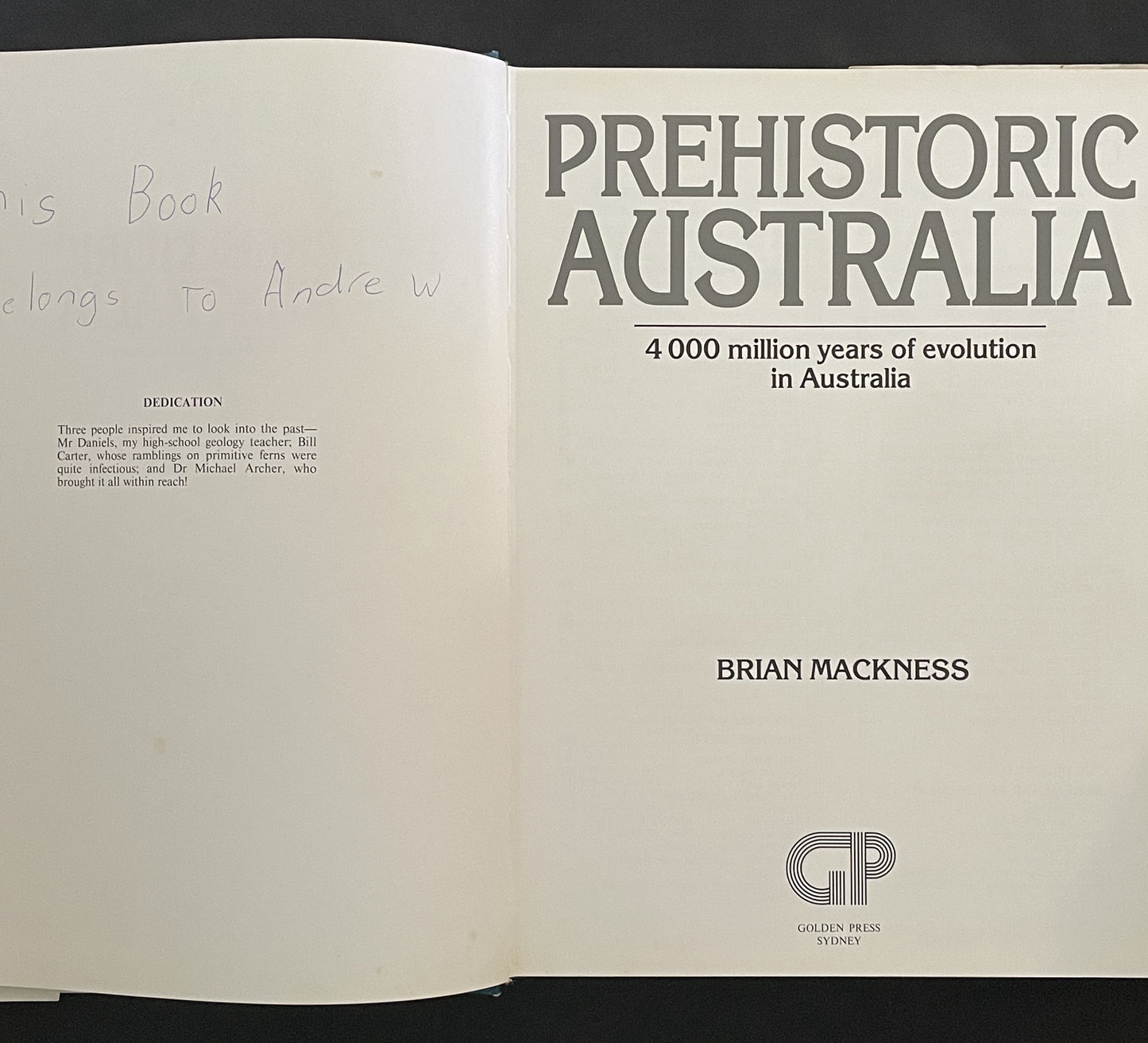 Prehistoric Australia by Brian Mackness