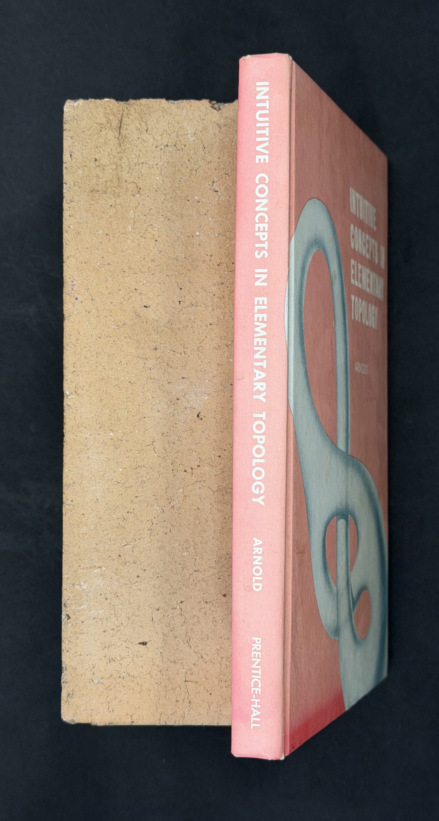 Intuitive Concepts in Elementary Topology by B. H. Arnold