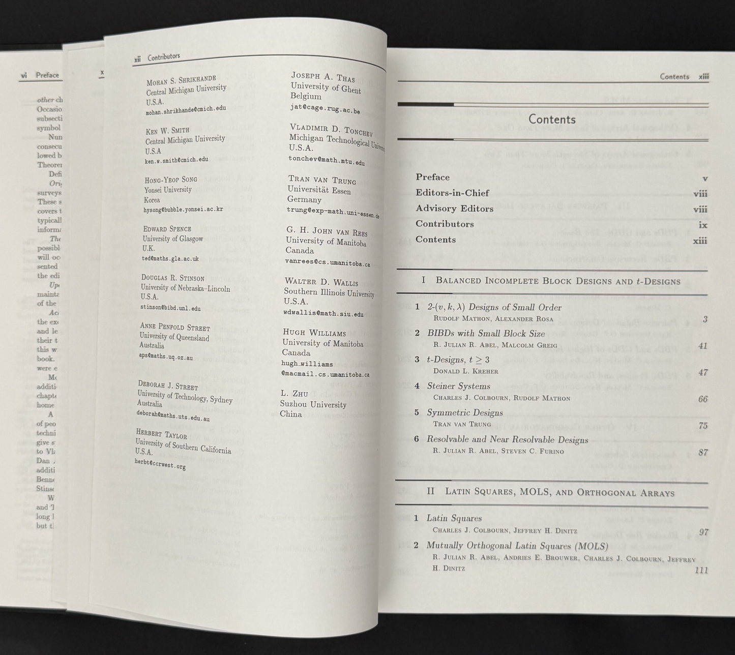 Handbook of Combinatorial Designs by Charles J. Colbourn, Jeffrey Dinitz