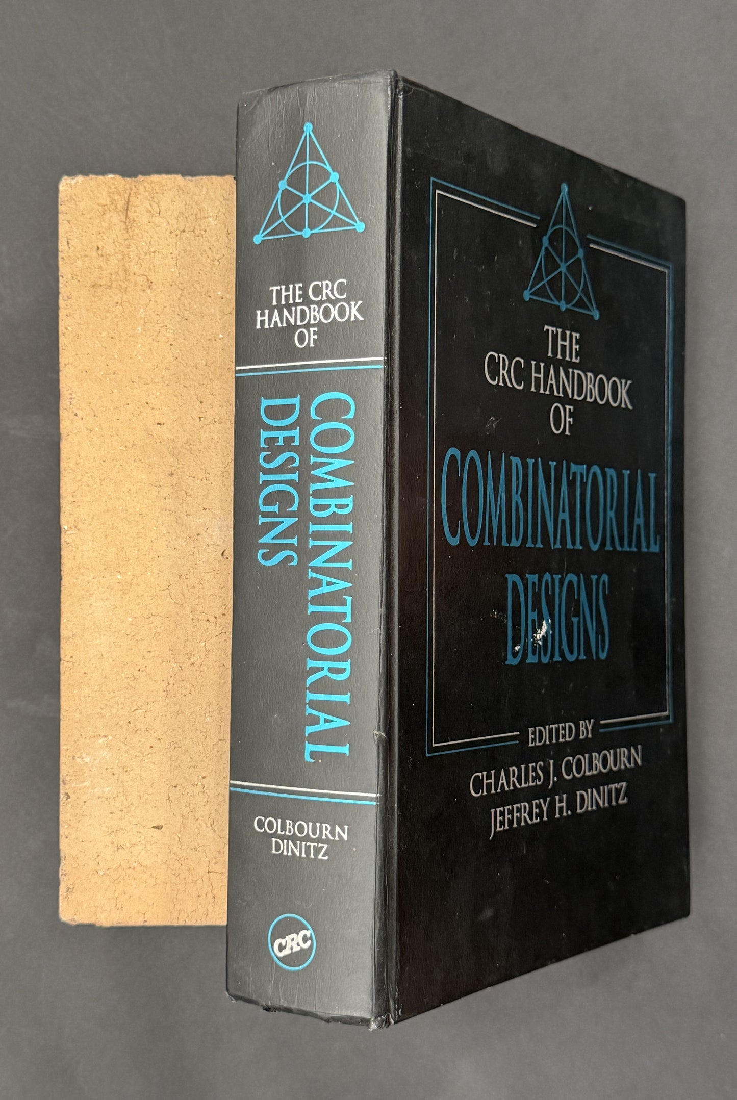 Handbook of Combinatorial Designs by Charles J. Colbourn, Jeffrey Dinitz