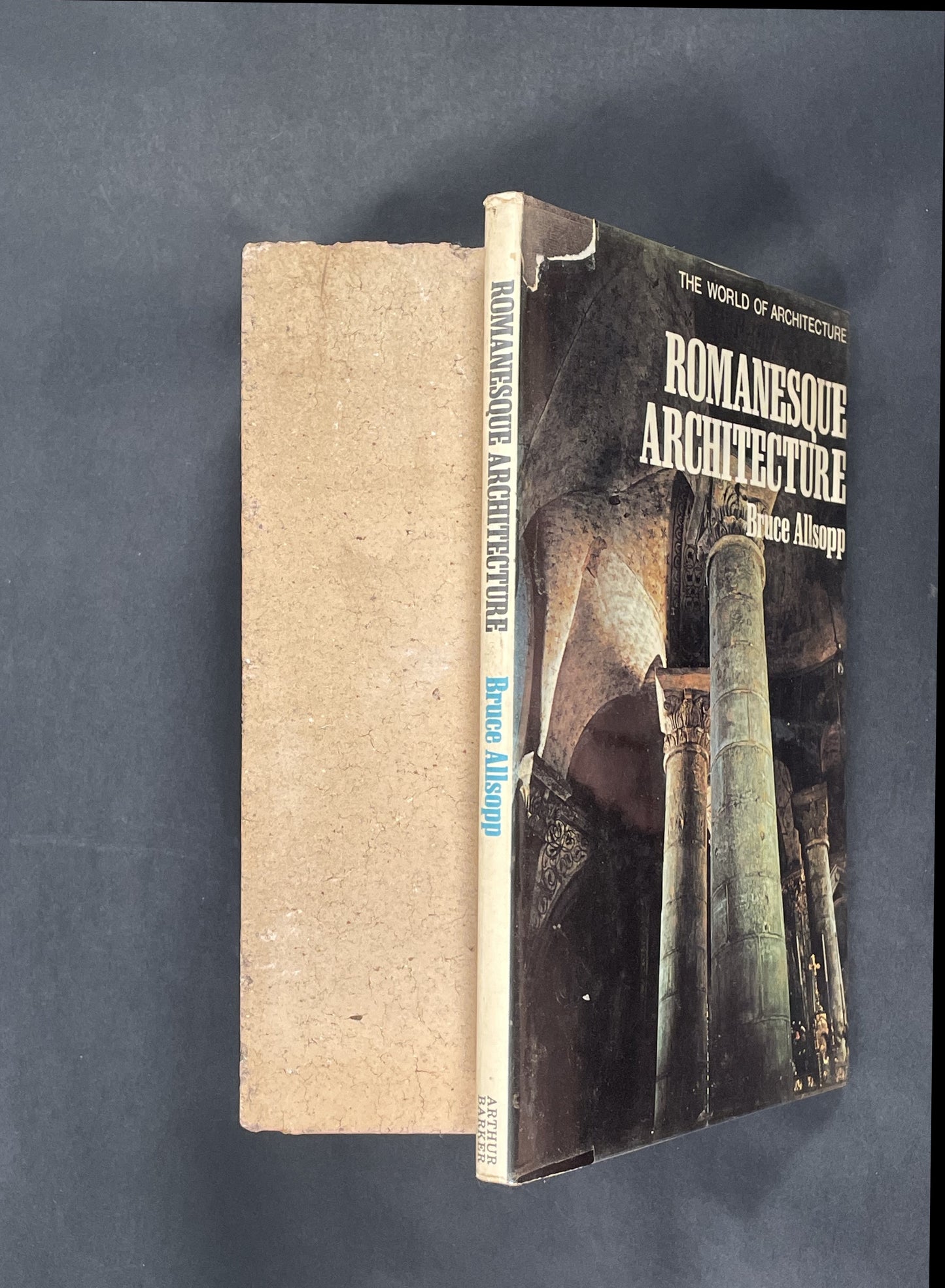 Romanesque Architecture by Bruce Allsopp