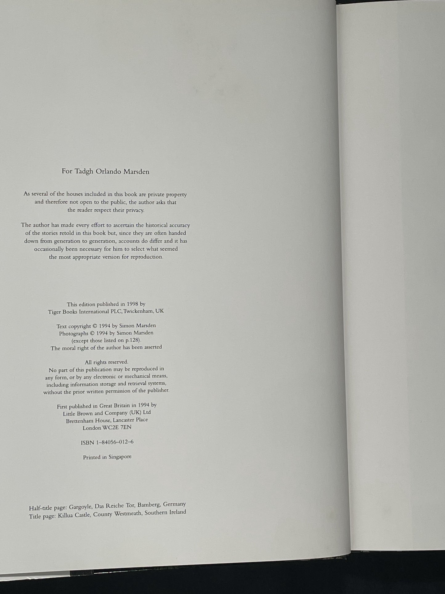 The Journal of a Ghosthunter by Random House, Simon Marsden