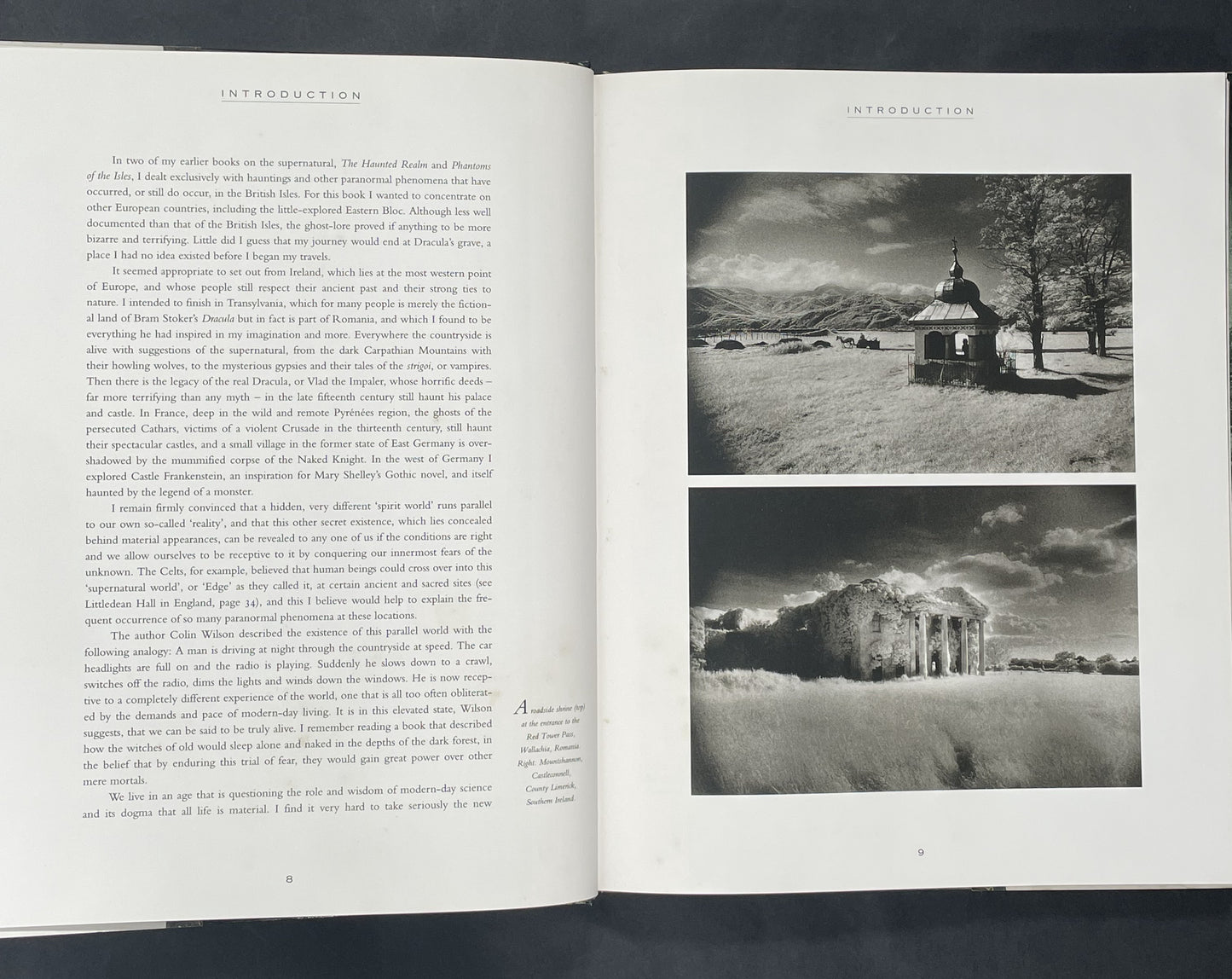 The Journal of a Ghosthunter by Random House, Simon Marsden