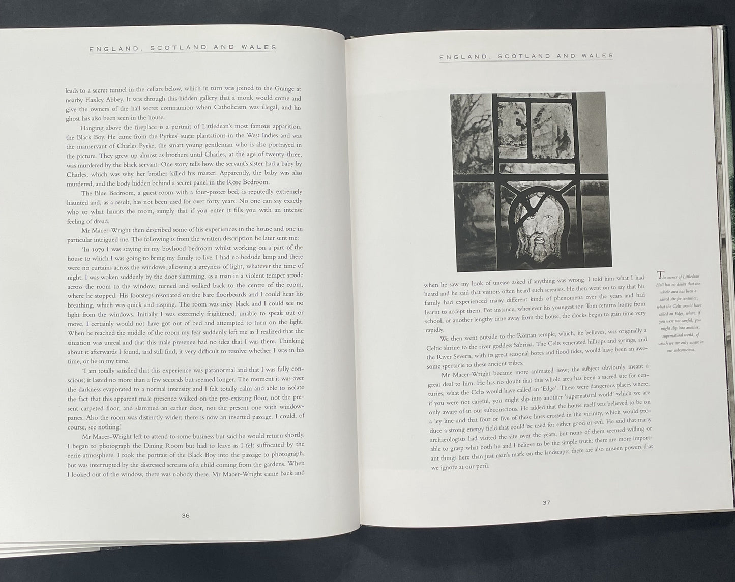 The Journal of a Ghosthunter by Random House, Simon Marsden