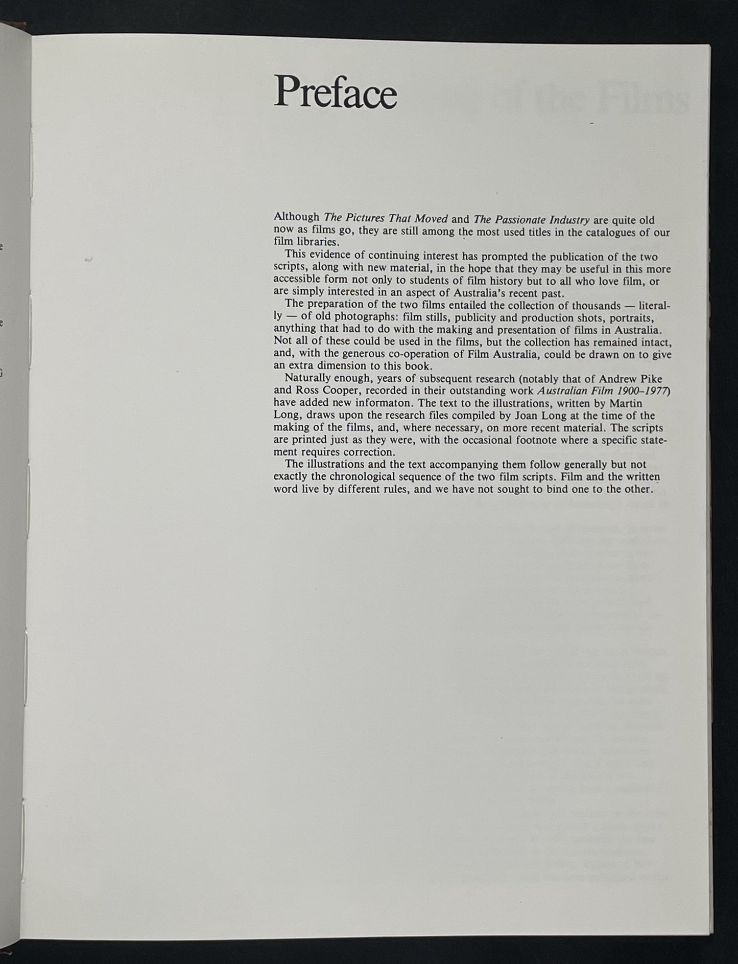 The Pictures that Moved by Joan Long, Martin Long