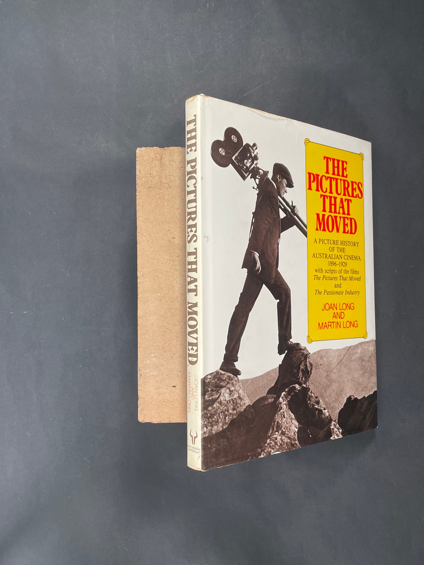 The Pictures that Moved by Joan Long, Martin Long