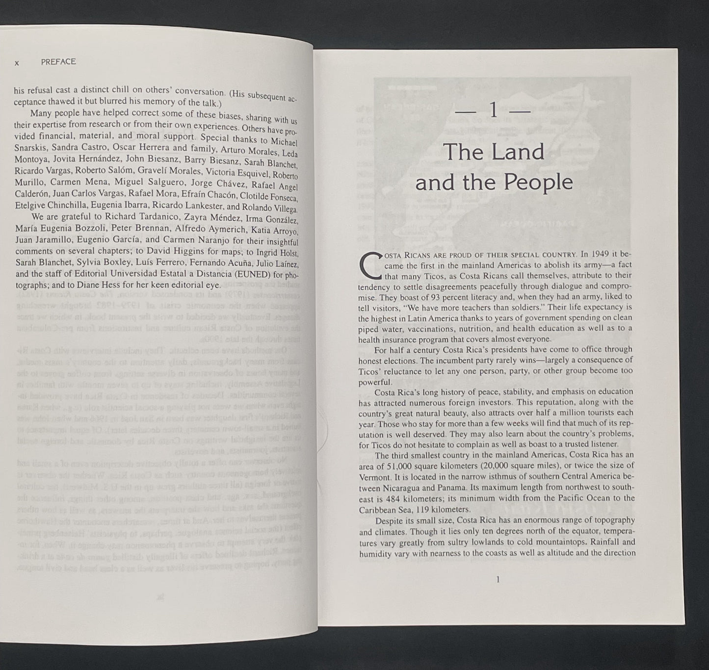 The Ticos by Mavis Hiltunen Biesanz, Richard Biesanz, Karen Zubris Biesanz