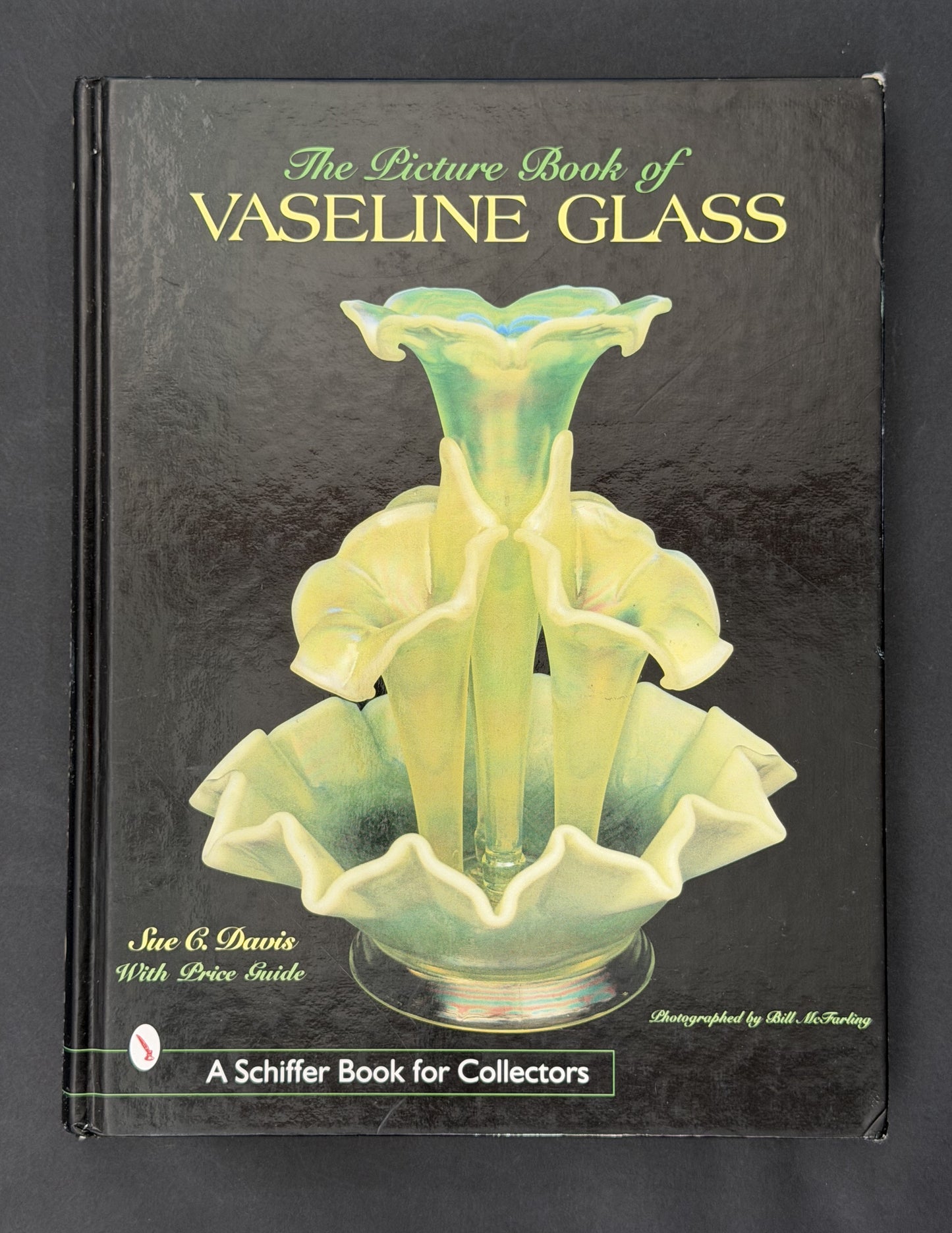 The Picture Book of Vaseline Glass by Sue C. Davis