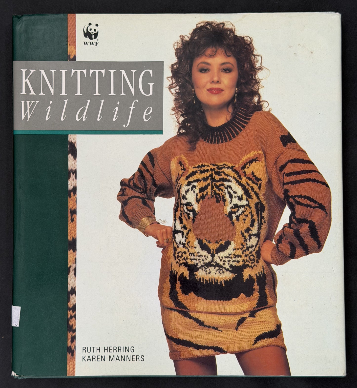 Knitting Wildlife by Ruth Herring and Karen Manners