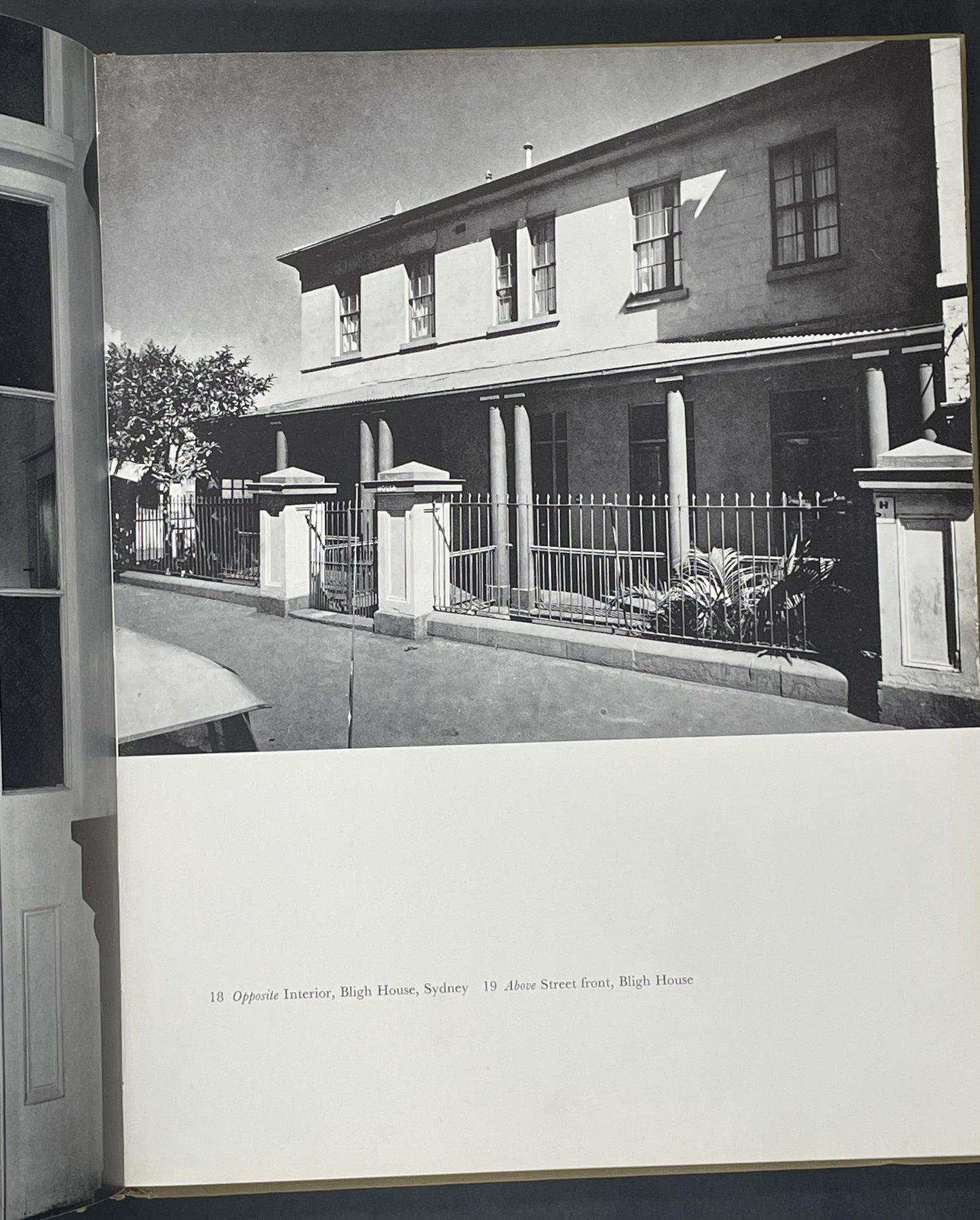 GEORGIAN ARCHITECTURE IN AUSTRALIA by MAX DUPAIN