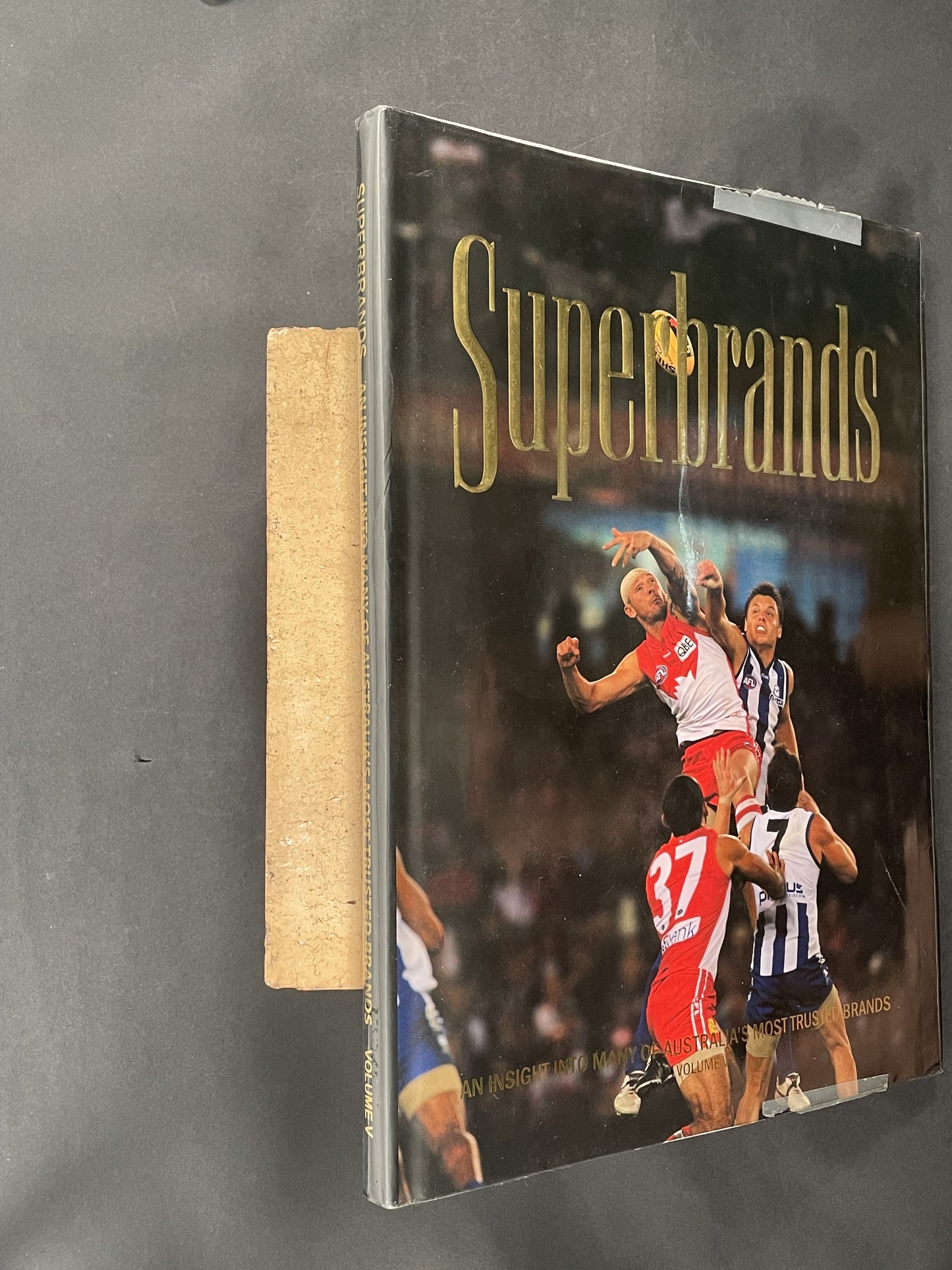 Superbrands by J. Peter (ed) Thoeming, Peter Thoeming
