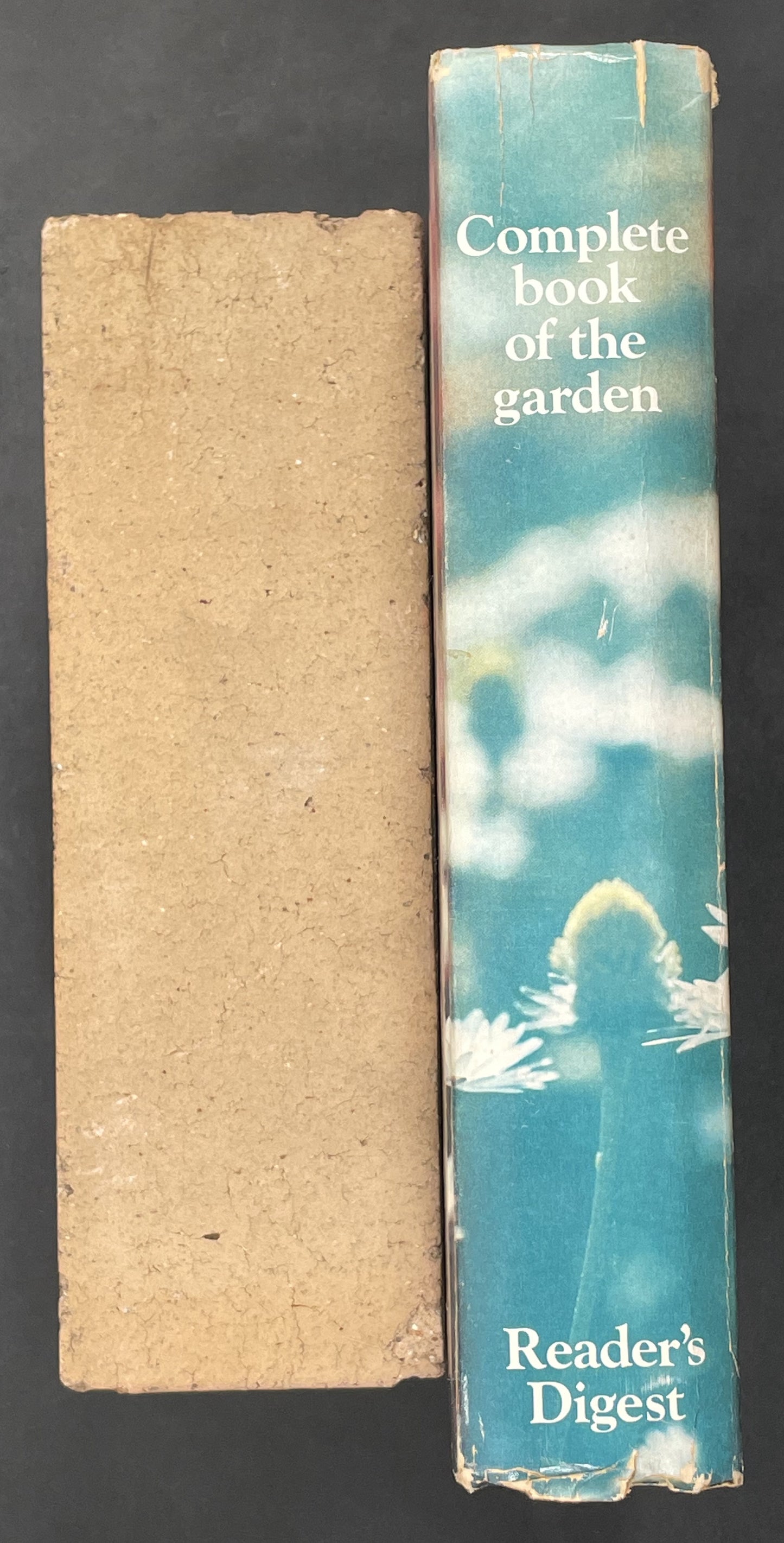 Complete Book of the Garden by Reader's Digest Association