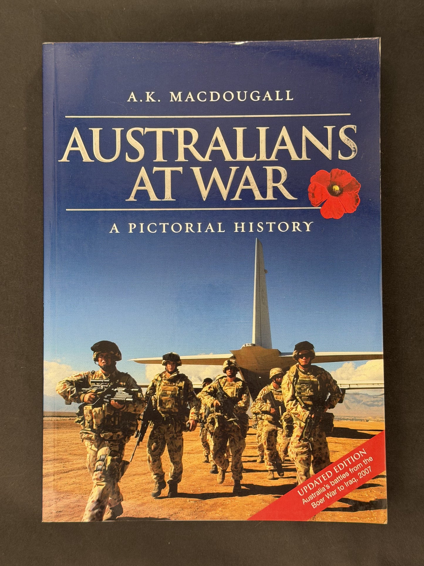 Australians at War by Anthony Macdougall