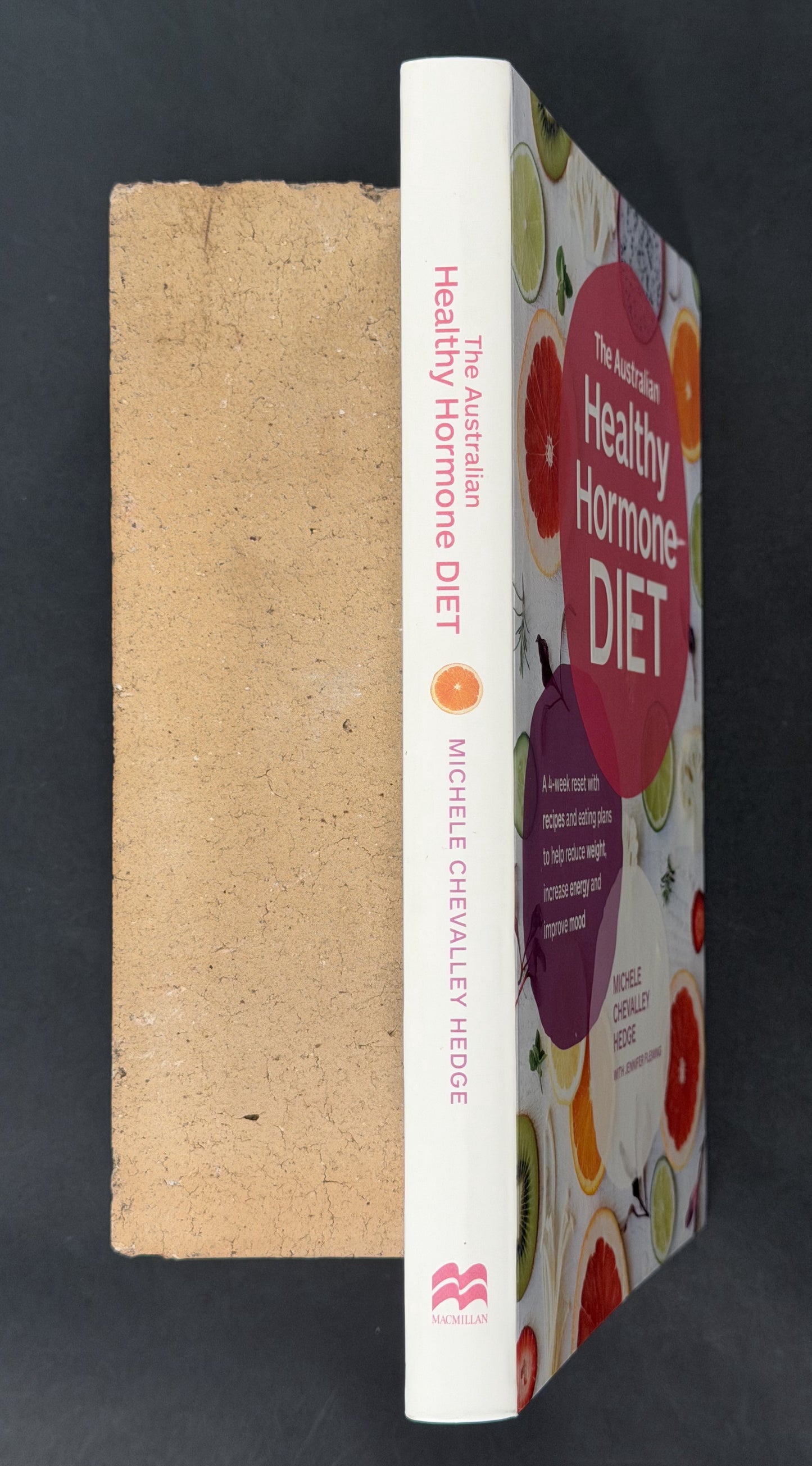 The Australian Healthy Hormone Diet by Michele Chevalley Hedge, Jennifer Fleming