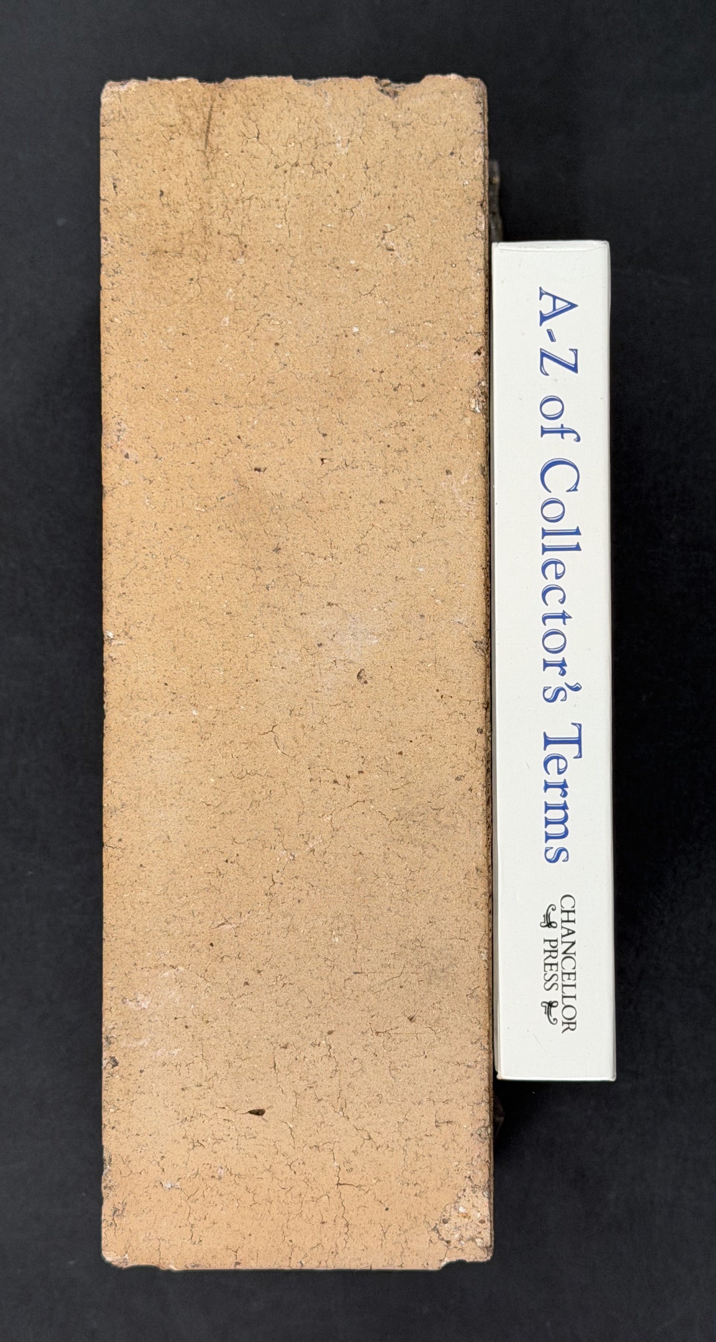 A-Z of Collector's Terms by Therle Hughes