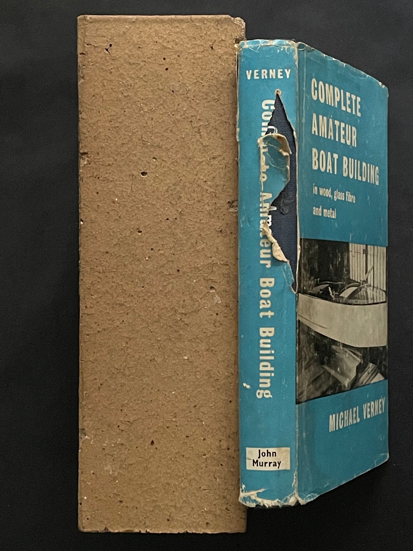 COMPLETE AMATEUR BOAT BUILDING by MICHAEL VERNEY