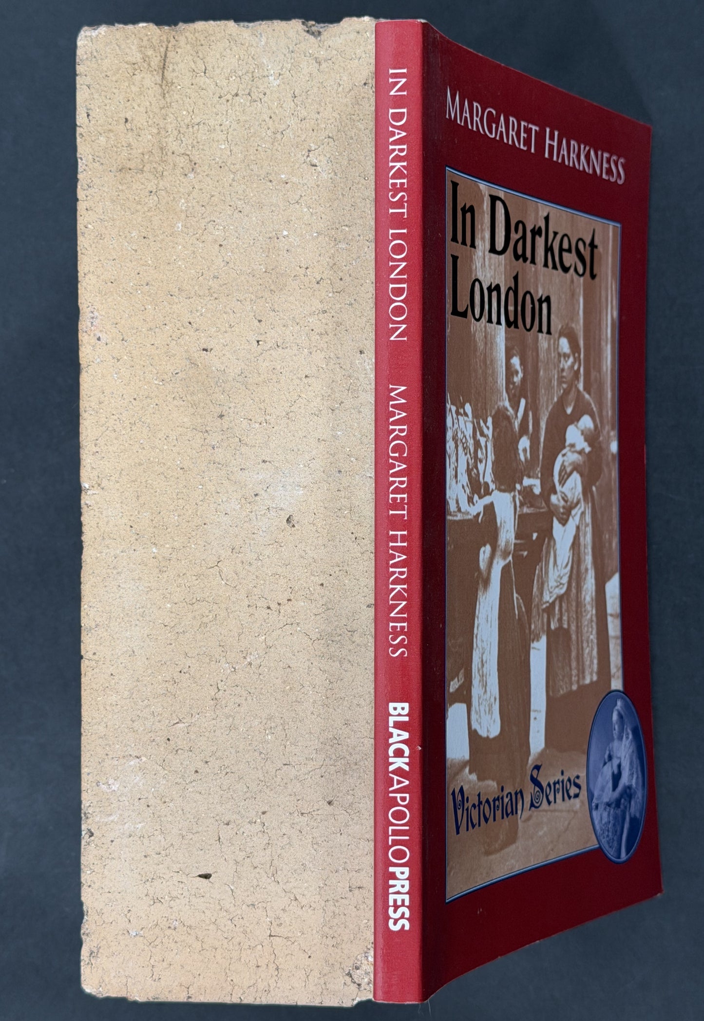 In Darkest London by Margaret Harkness